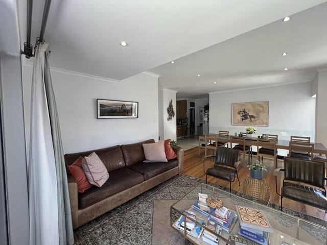 In the Shadow of Table Mountain gallery image 5