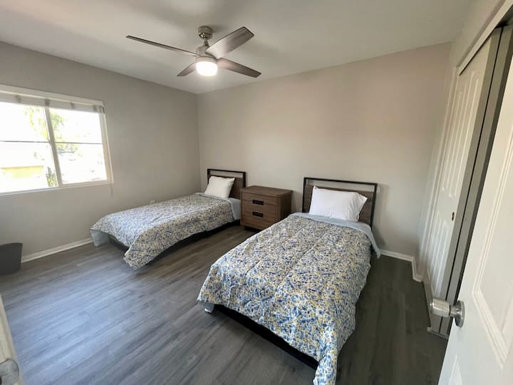 Bedroom 3 - 2 Twin Size Beds