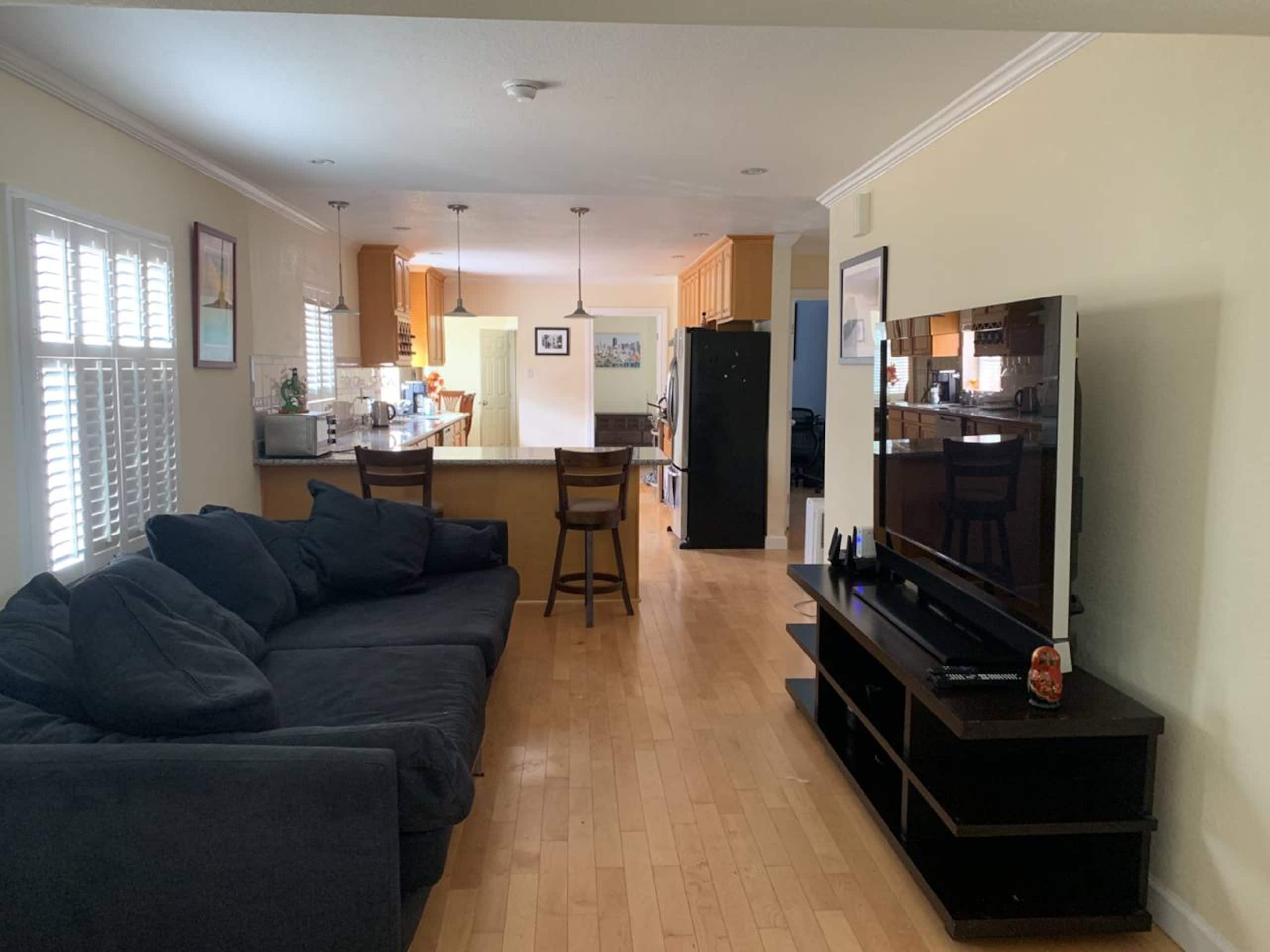 Home in San Francisco · ★4.82 · 3 bedrooms · 4 beds · 1 bath - Image 1