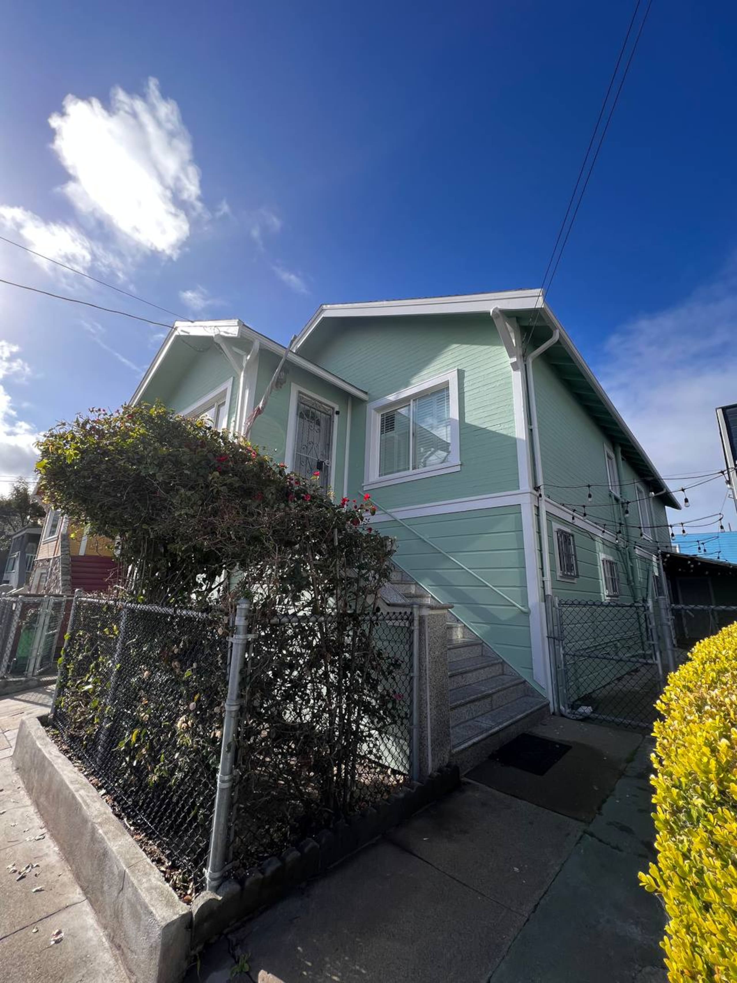 Home in San Francisco · ★4.82 · 3 bedrooms · 4 beds · 1 bath - Image 14