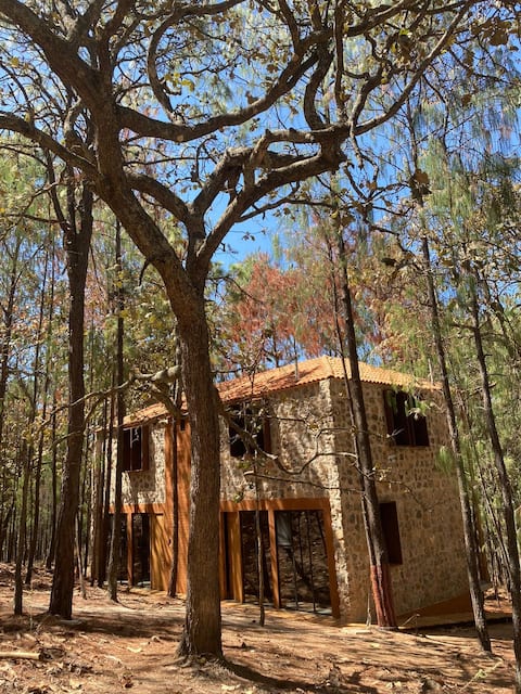 Loft No. 1 Beautiful and quiet in the woods