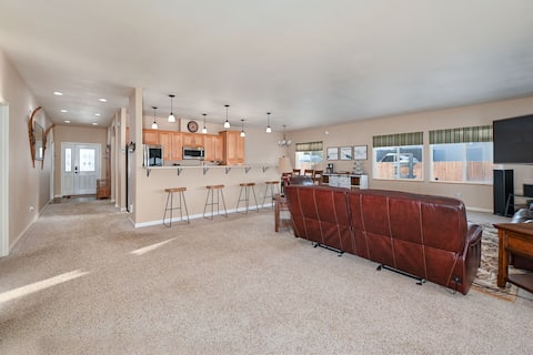 Popular Airbnb listing: Spacious home, short walk to the Kenai River in Soldotna