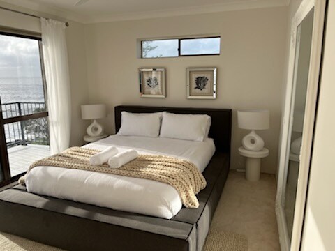 Зашеметяващи гледки от първата спалня