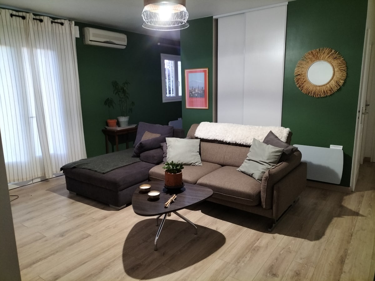 Top performing Airbnb: Villa Thocol at the foot of Mont Ventoux in Bédoin