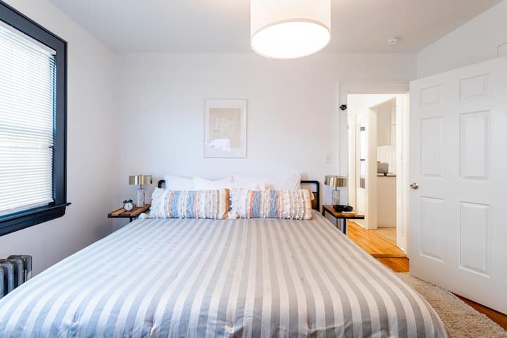 Peaceful bedroom with a queen-size bed.