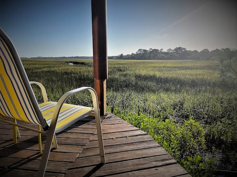 Top performing Airbnb: Secluded Treehouse Overlooking Saltwater Marsh in Fripp Island