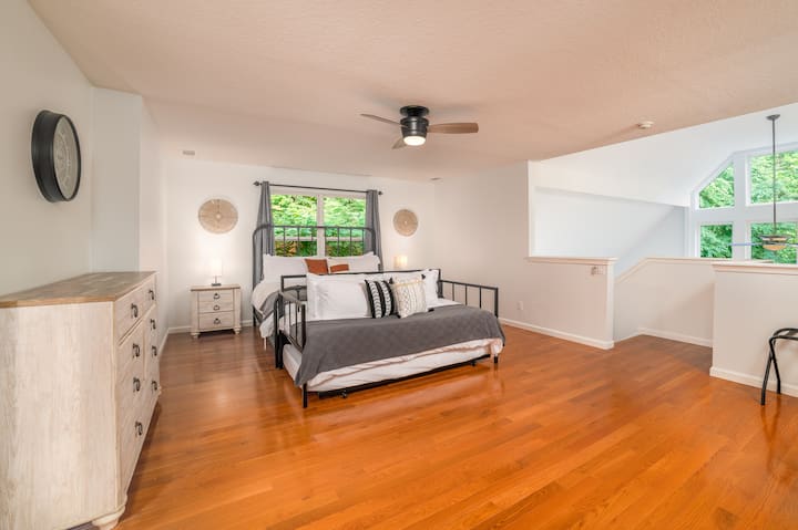 Loft Master Bedroom 