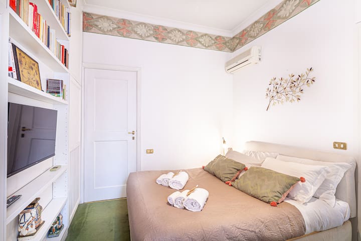 [Piazza di Spagna ★★★★★] Nel cuore di Roma gallery image 3