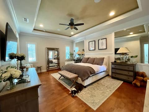 Beautiful Upscale Executive  Home in Golden Hills