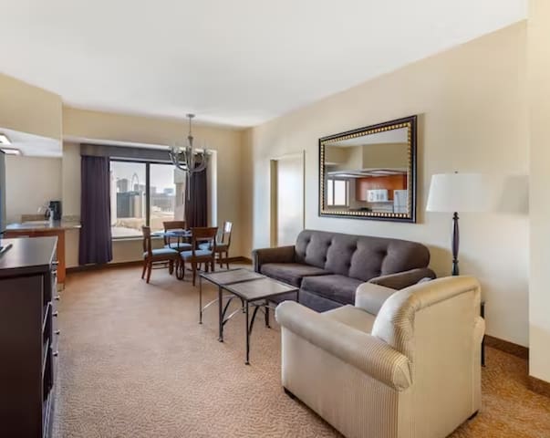 2 Bedrm by Diamond Rst LV