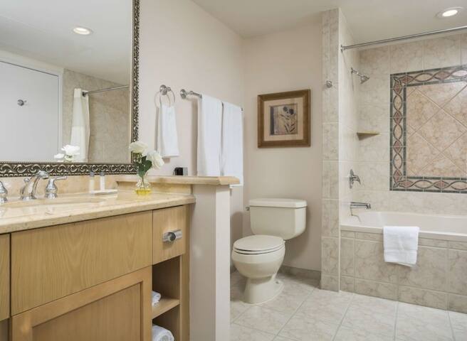 2 Bedrm by Diamond Rst LV gallery image 4