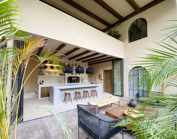 ★SPLENDID ROOFTOP PATIO IN MEXICAN HISTORIC HOME