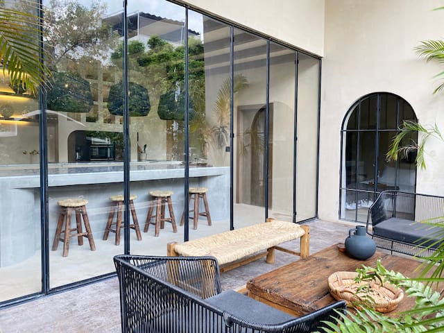 ★SPLENDID ROOFTOP PATIO IN MEXICAN HISTORIC HOME gallery image 2