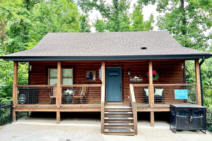 Cabin in Pigeon Forge · ★5.0 · 1 bedroom · 1 bed · 1 bath