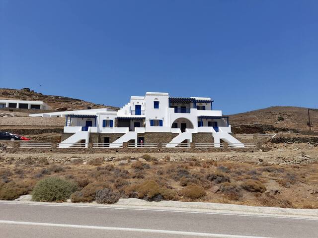 LUXURY APARTMENT BOURNI TINOS CYCLADES GREECE gallery image 2