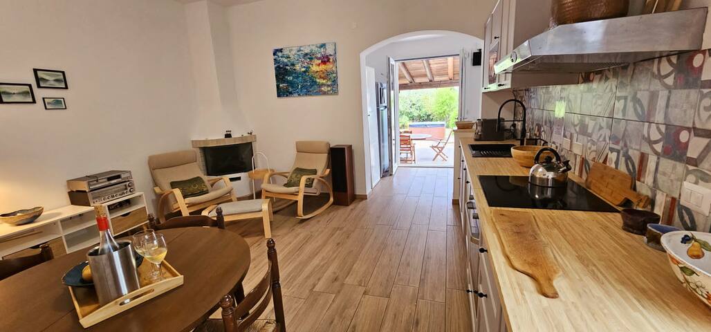 Salento Villa w/ Beach at 5 mins & Private Jacuzzi gallery image 5