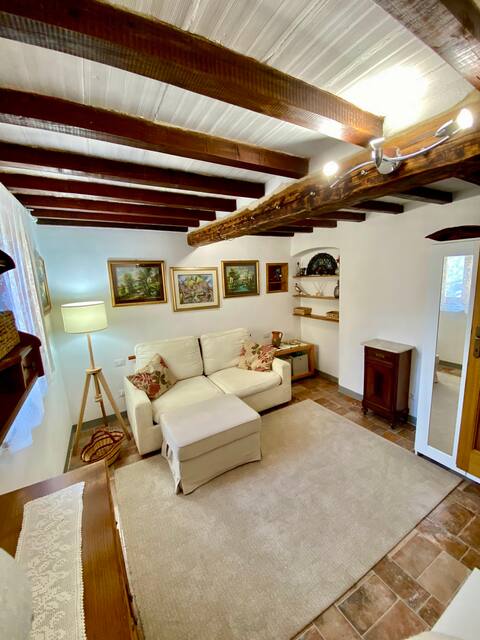 Il Nido, cottage in the countryside
