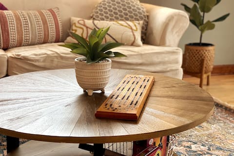 Rail Street Casita | 3 bed, 2 bath | Pet Friendly