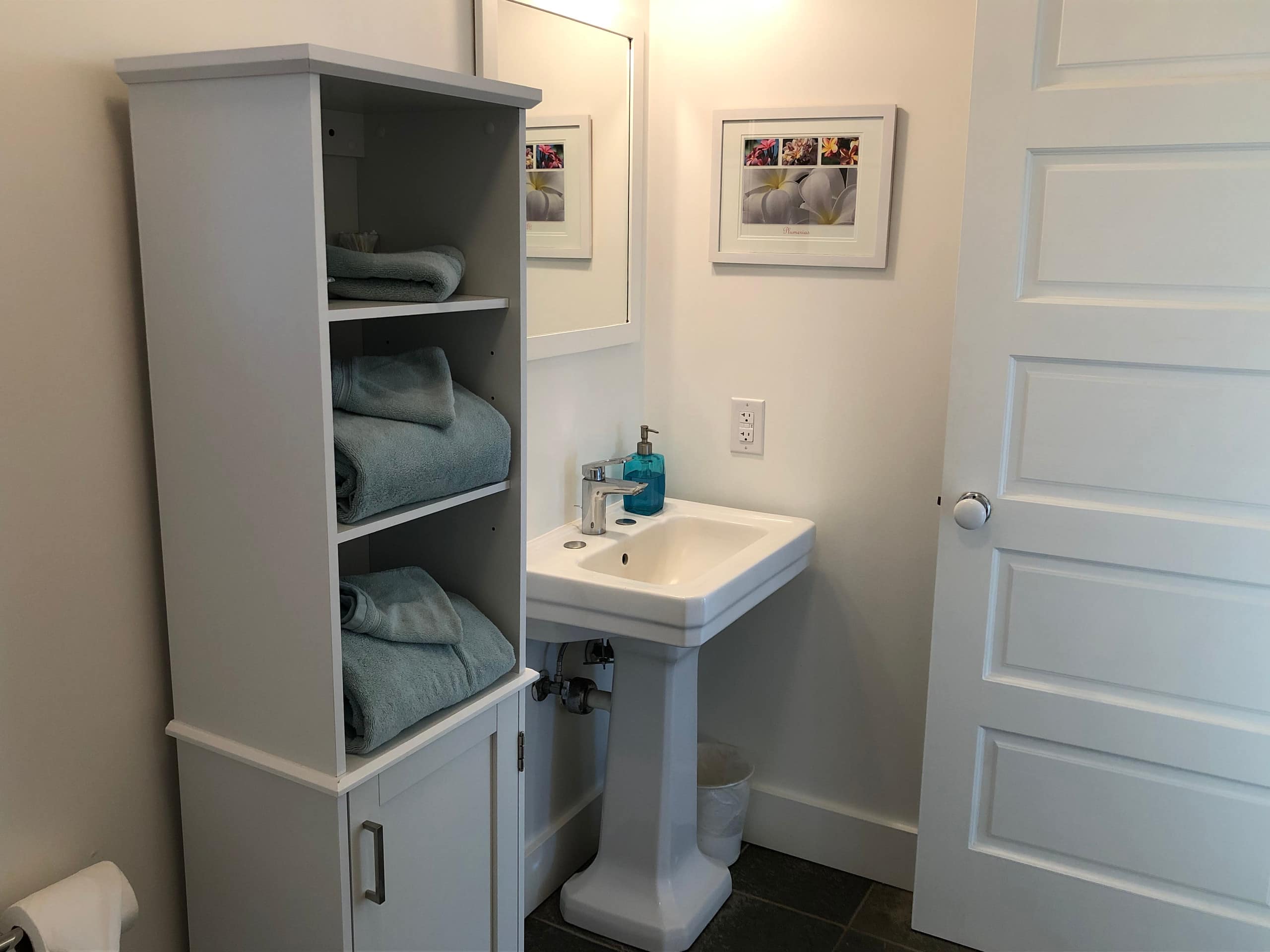 Guesthouse in Paia · ★4.93 · 1 bedroom · 1 bed · 1 bath - Photo 14