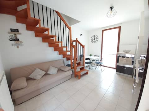 Lovely one-bedroom apartment near Basilica and Classis Museum