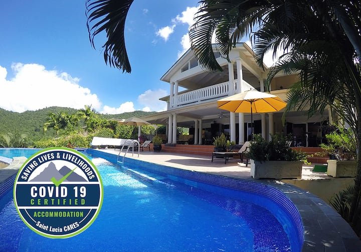 Luxury Villa with infinity poolMarigot Bay Villas for Rent in