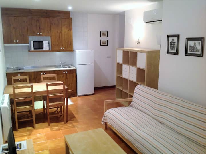 Apartamento Con Terraza + Wifi Andrés De Cabrera - Cuenca, España