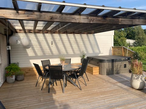 Family-friendly villa with a hot tub