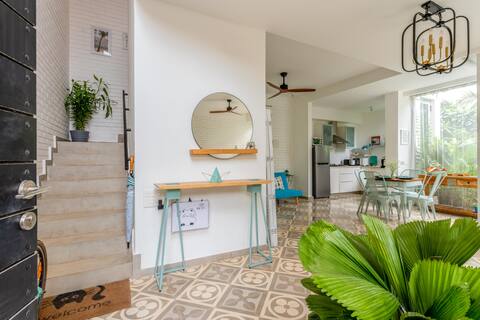 Malibu: Chic 2BHK Pvt Pool Villa/Anjuna Vagator