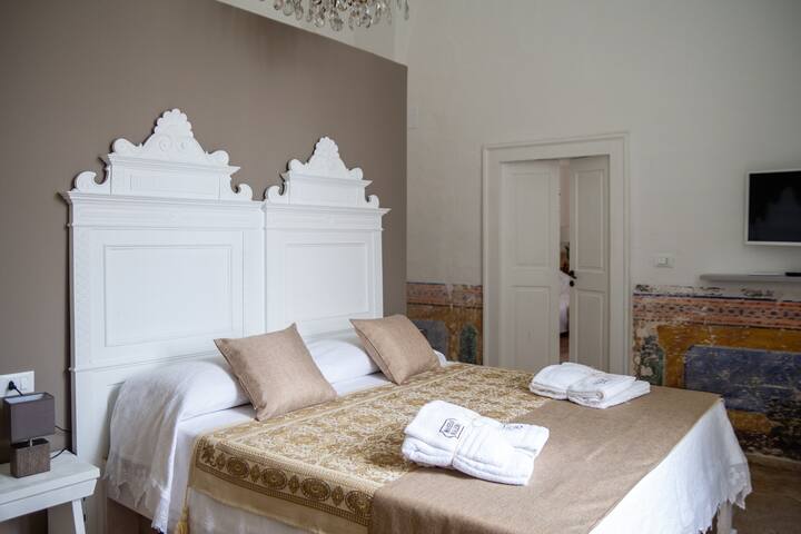 Panoramic Villa with pool and private beach gallery image 2