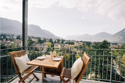Stylish apartment with a view- 700m to city center