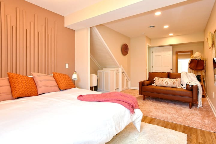 Cozy seating area to enjoy the warm fireplace or your favorite series on Netflix