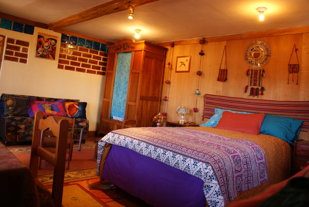 卧室配备原创印加设计和艺术装饰。