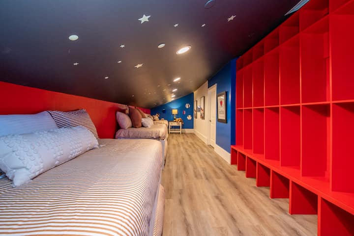 ¡Espacio adicional para que los niños pasen un rato, lean, duerman la siesta y disfruten de un tiempo de tranquilidad!