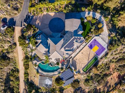 Lux 10,000 Sq Ft: Infinity Pool, Movie Rm, GameRm