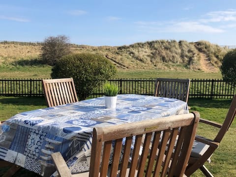 Top performing Airbnb: The Dunes, Humberston Fitties in Humberston