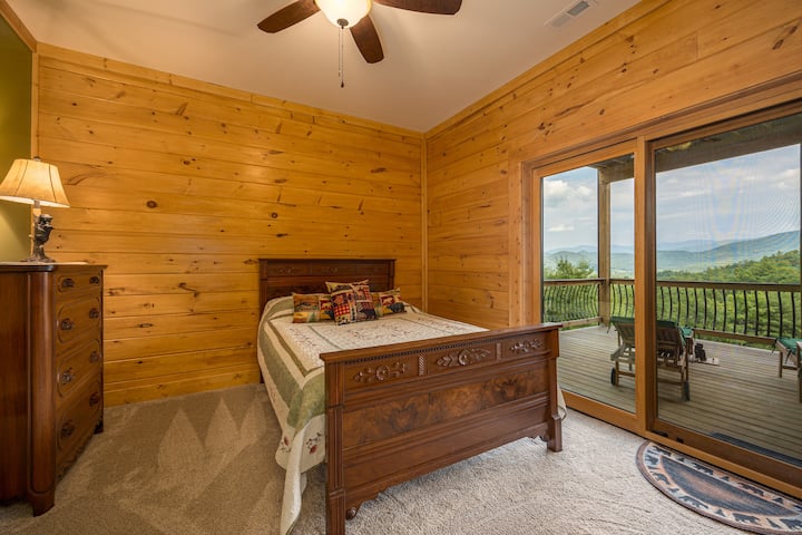 Second master downstairs with own deck and relaxing area.