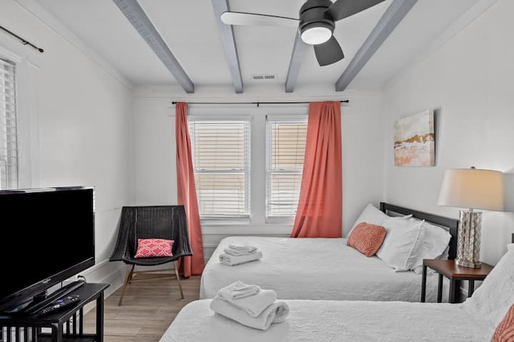 Tweepersoonskamer met tweepersoonskamer 2e verdieping 