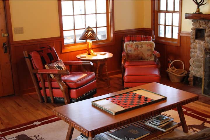Warm Springs Sweetheart Cabin - Sun Valley, ID