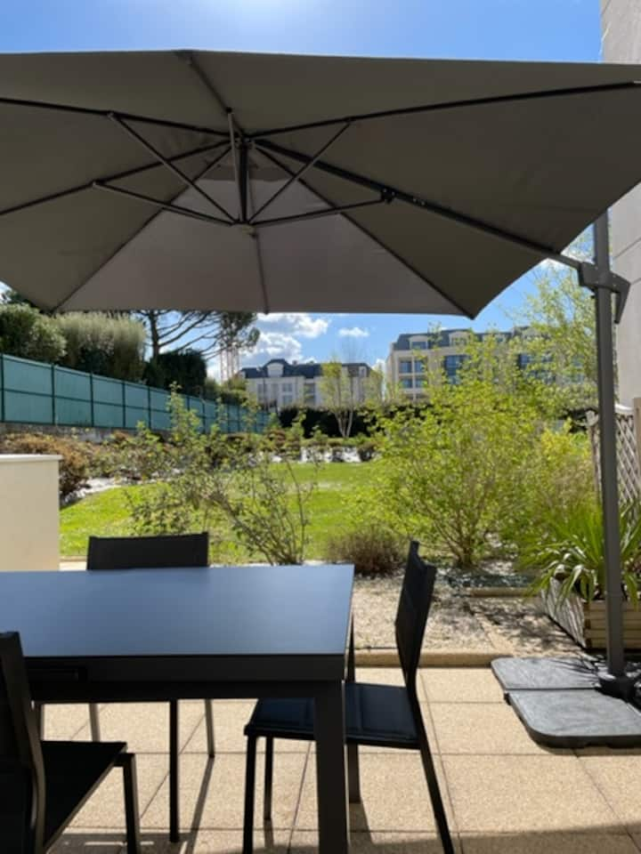 Apartment Dinard large terrace ground floor