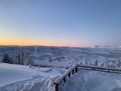 Top Airbnb: Cozy cabin with panoramic views and good sun conditions in Vestre Slidre
