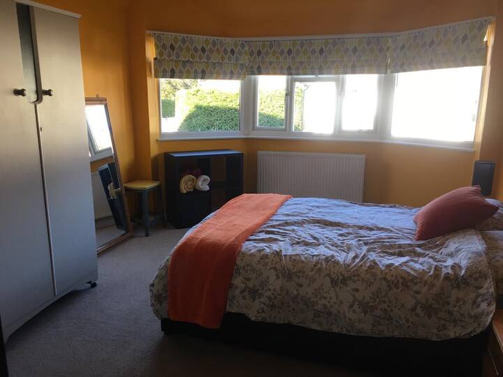 Leatherhead Holiday Rentals & Homes England, United Kingdom Airbnb