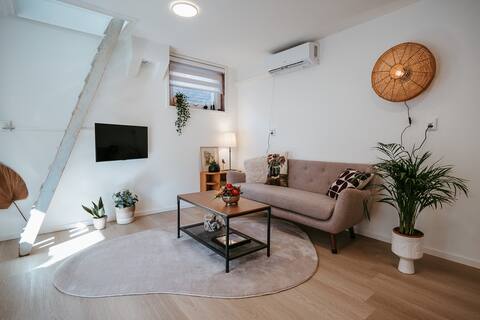 Beautiful luxury cottage 60 meters from the beach