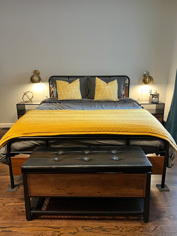 A Queen memory foam mattress awaits you for sweet dreams after exploring Wilmington. Each nightstand has a charging port and a white noise machine is also supplied for your sleeping comfort. 