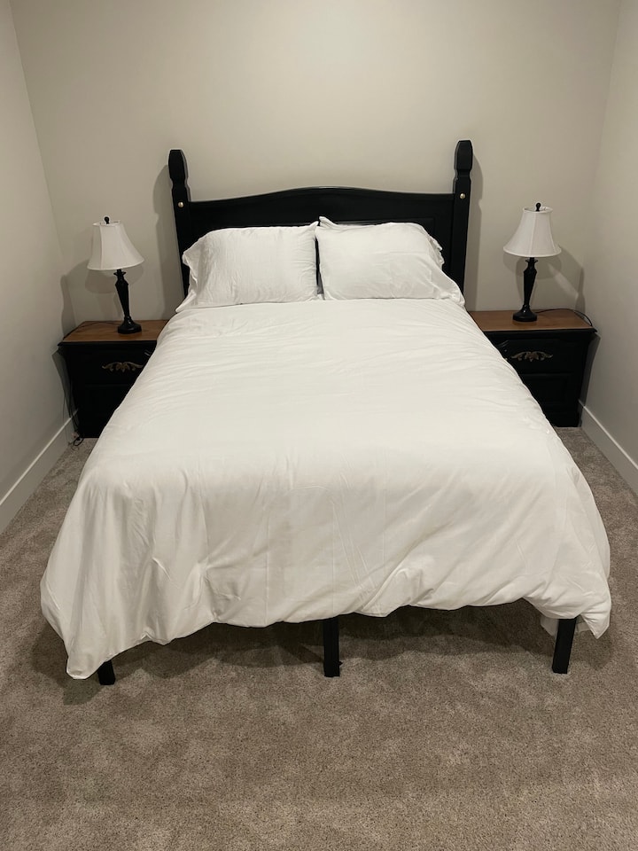 4. spavaća soba s bračnim krevetom (širine 150 – 179 cm). 