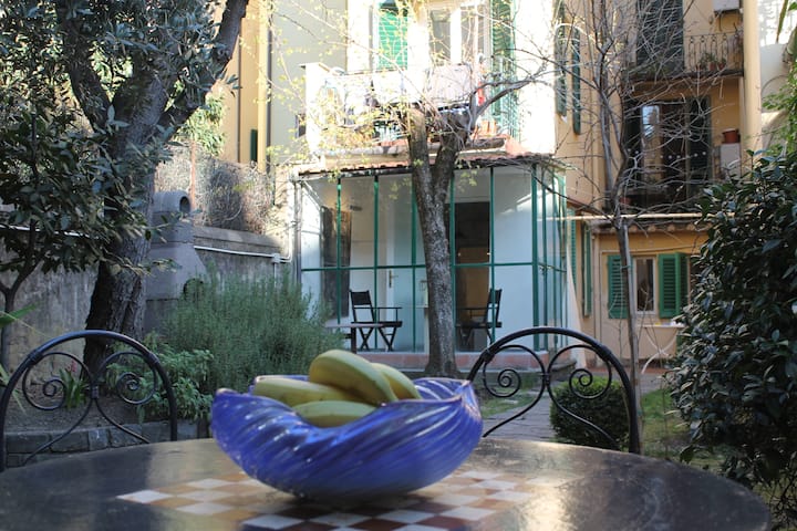 Appartement Famille Avec Jardin En Centre Ville - Florence