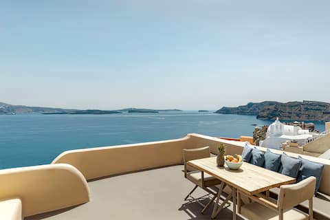 Oia Lucky Sapphire Residence
