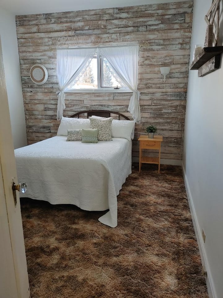 Top 10 Airbnb Vacation Rentals In Cardston, Canada Updated 2024 Trip101