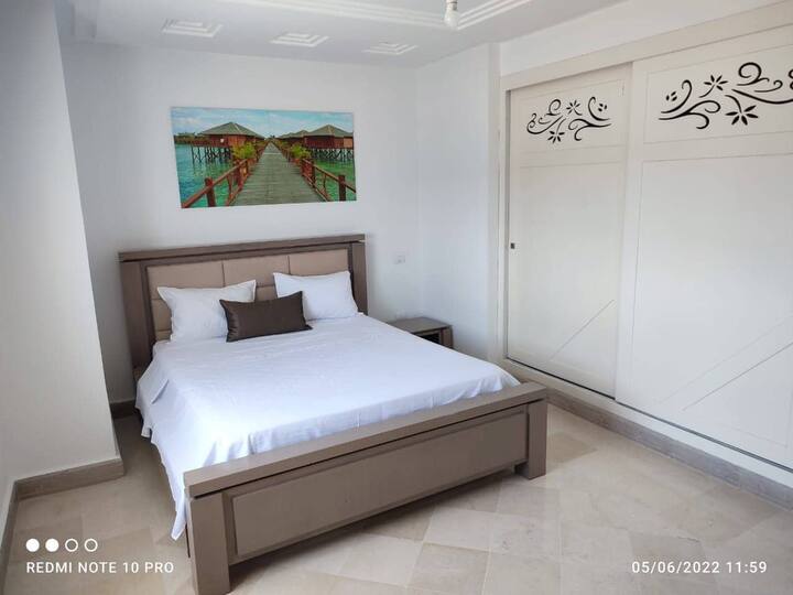 Спалня 2 двойни легла