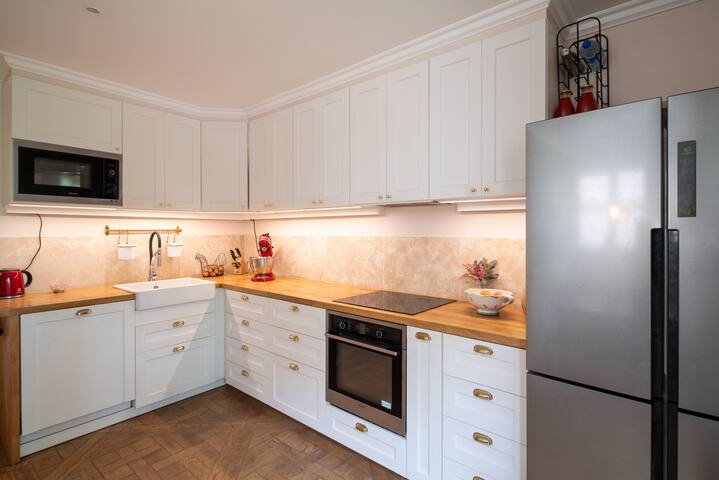 Listing in Versailles