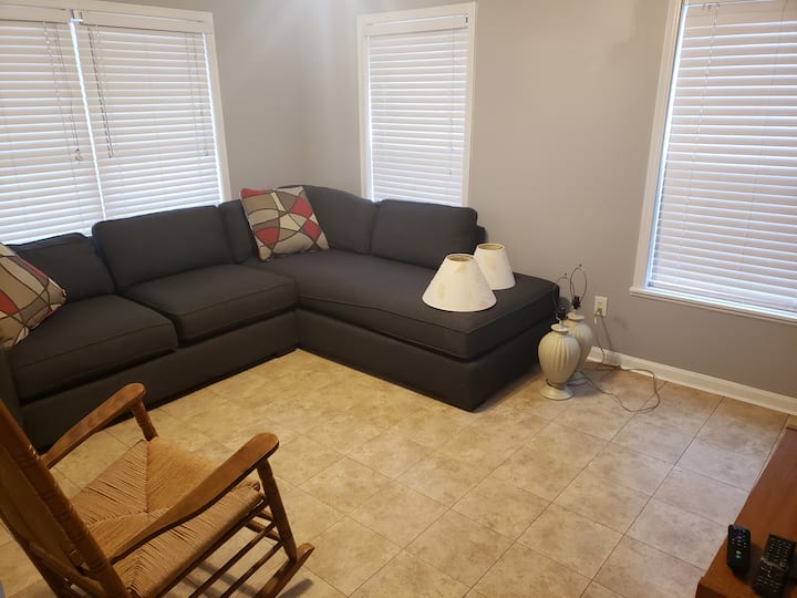 Beautiful And Well-kept House! - Dearborn, MI